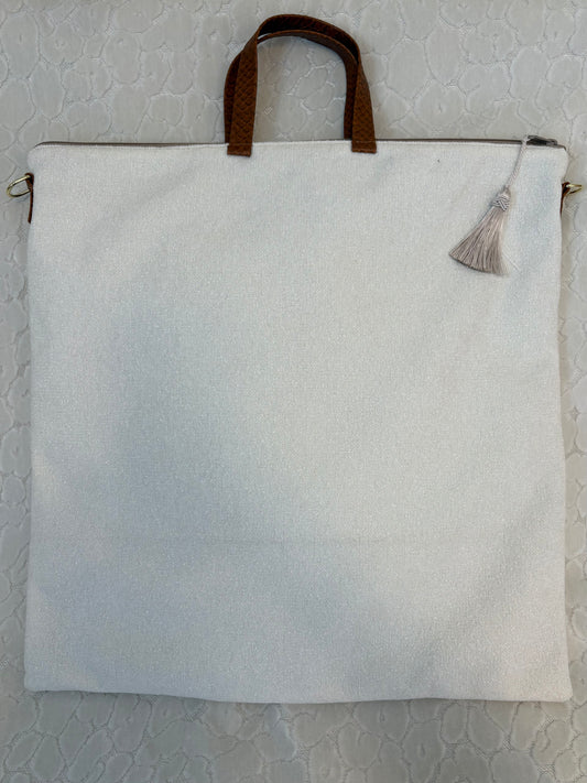 PB011 - Solid White